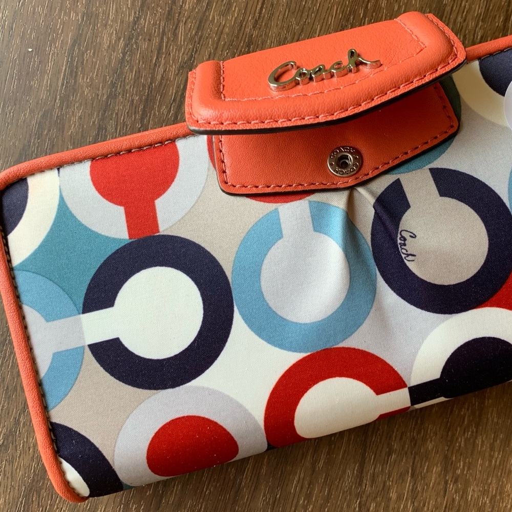 Coach wallet